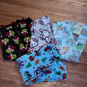 NWOT Bundle of four character Christmas holiday women’s juniors pajamas